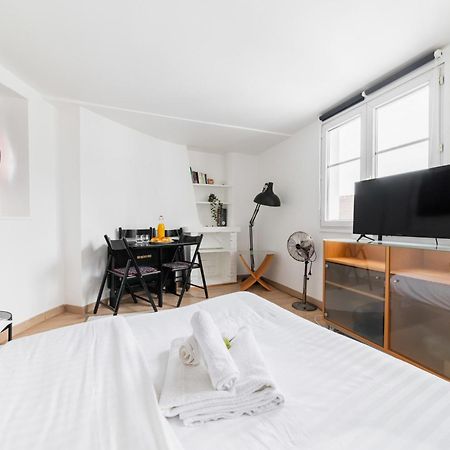 Agreable Studio Coeur De Paris - Paris 6 - 2P - Flat-Guest Luaran gambar