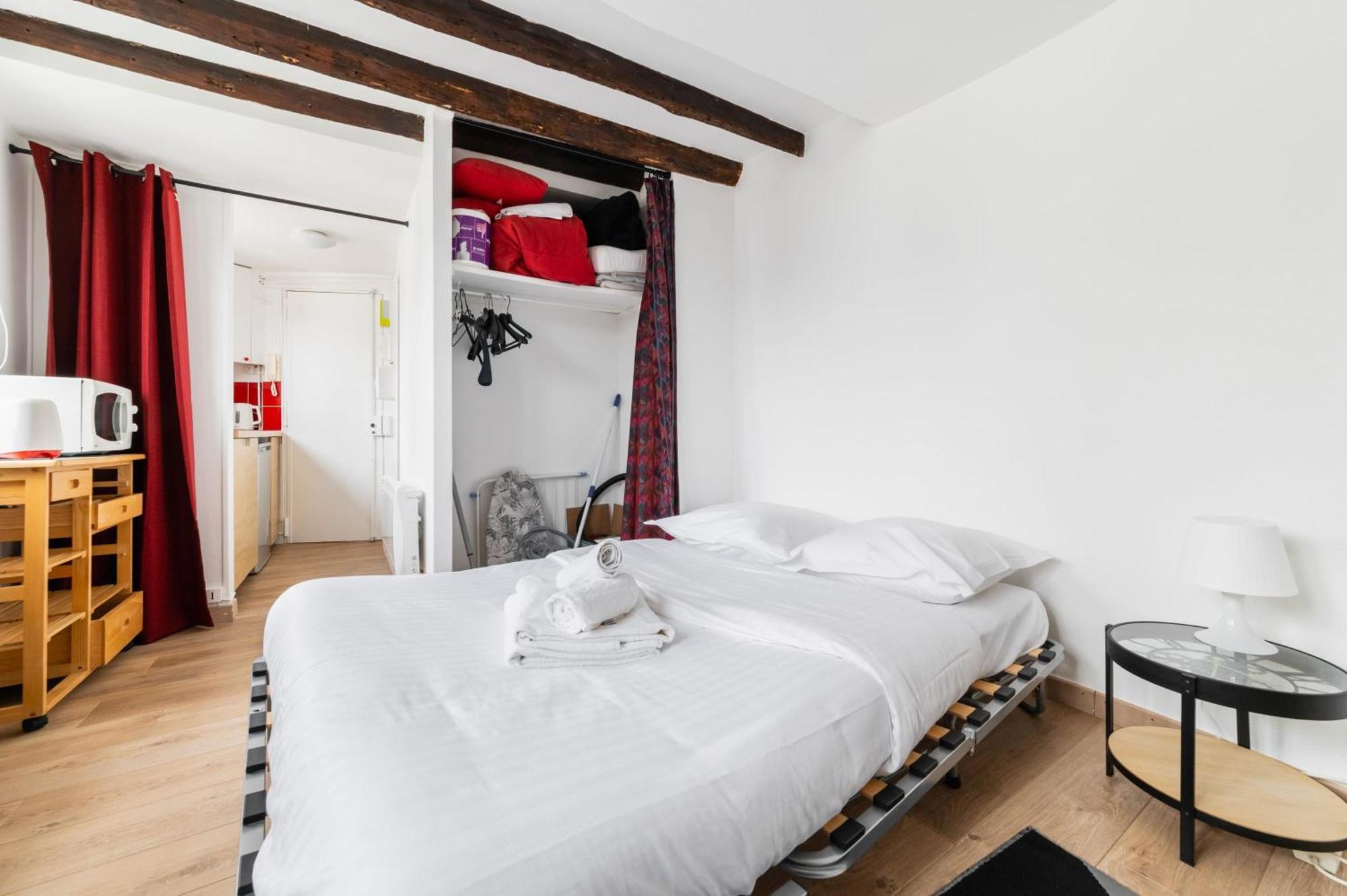 Agreable Studio Coeur De Paris - Paris 6 - 2P - Flat-Guest Luaran gambar