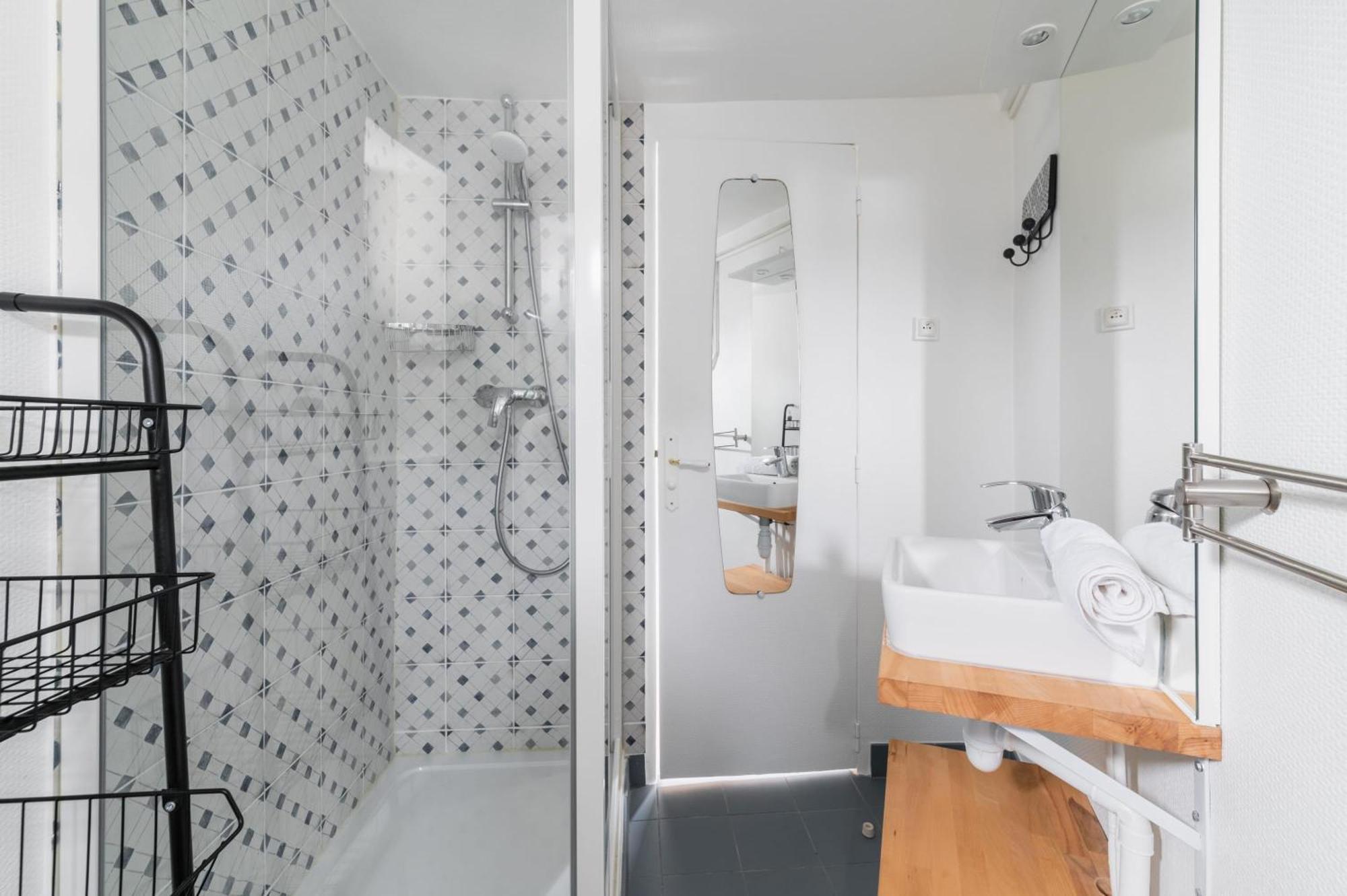 Agreable Studio Coeur De Paris - Paris 6 - 2P - Flat-Guest Luaran gambar